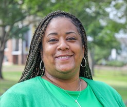 A photo of Fern Davis, Financial Aid Counselor at Alcorn State University.