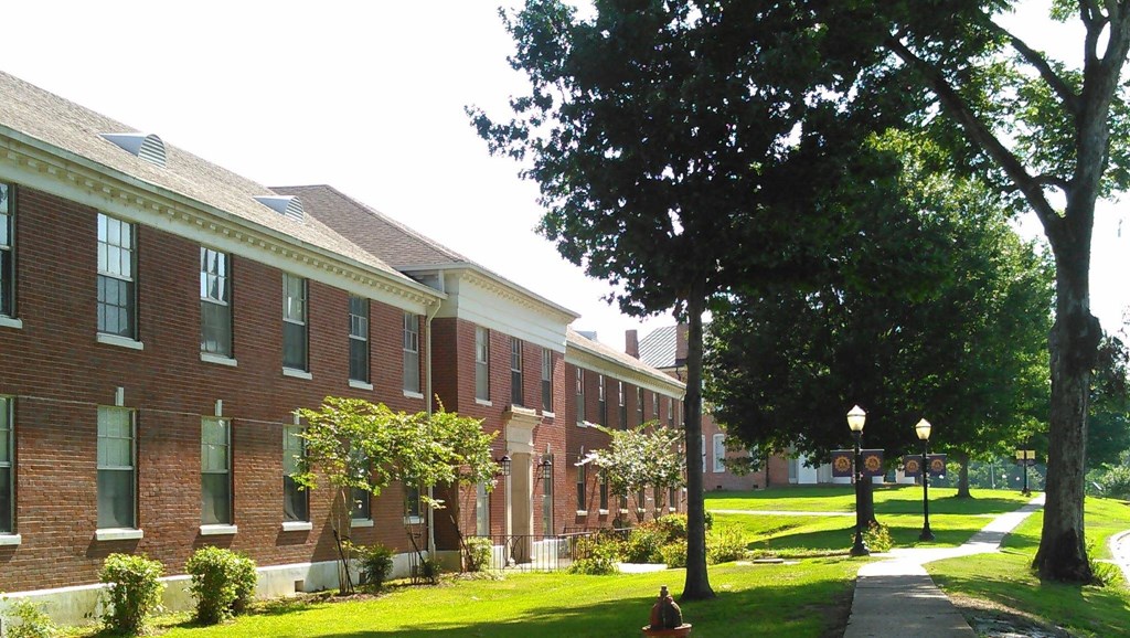 Image of Lanier Hall, where Student Support Services is located