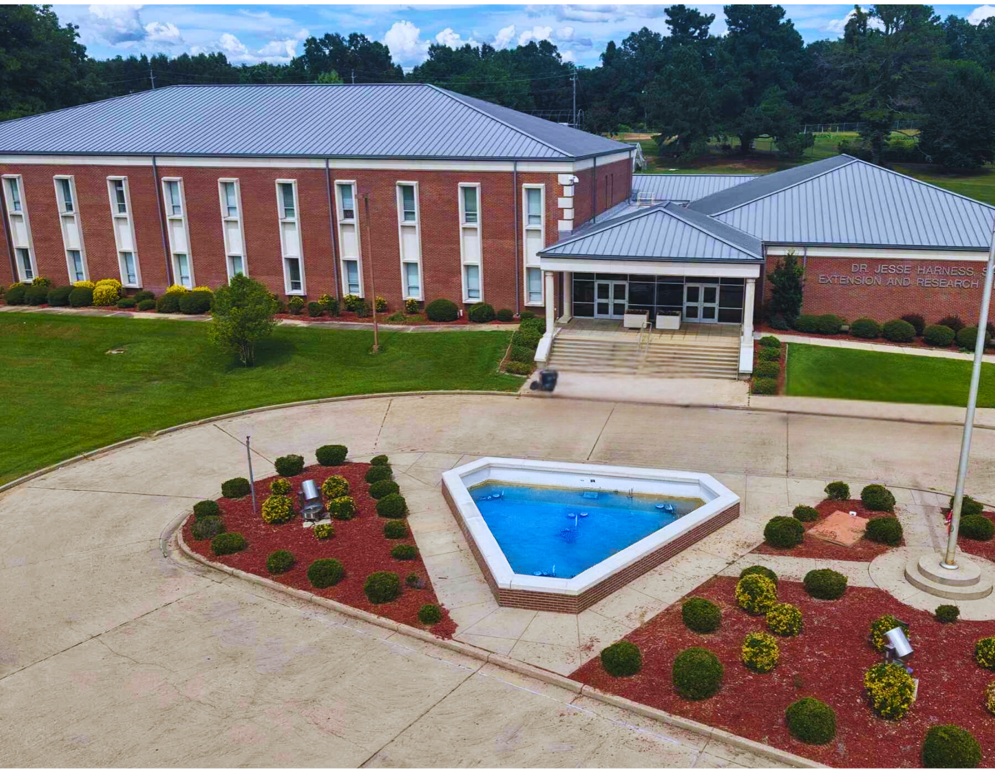 extension complex AG and Extension Building